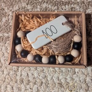 Halloween Beaded Garland with Tag